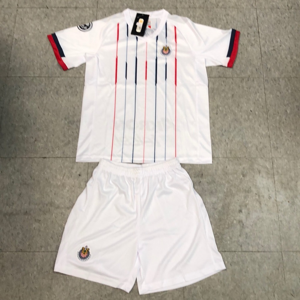 Chivas del Guadalajara White kid set sz M & L